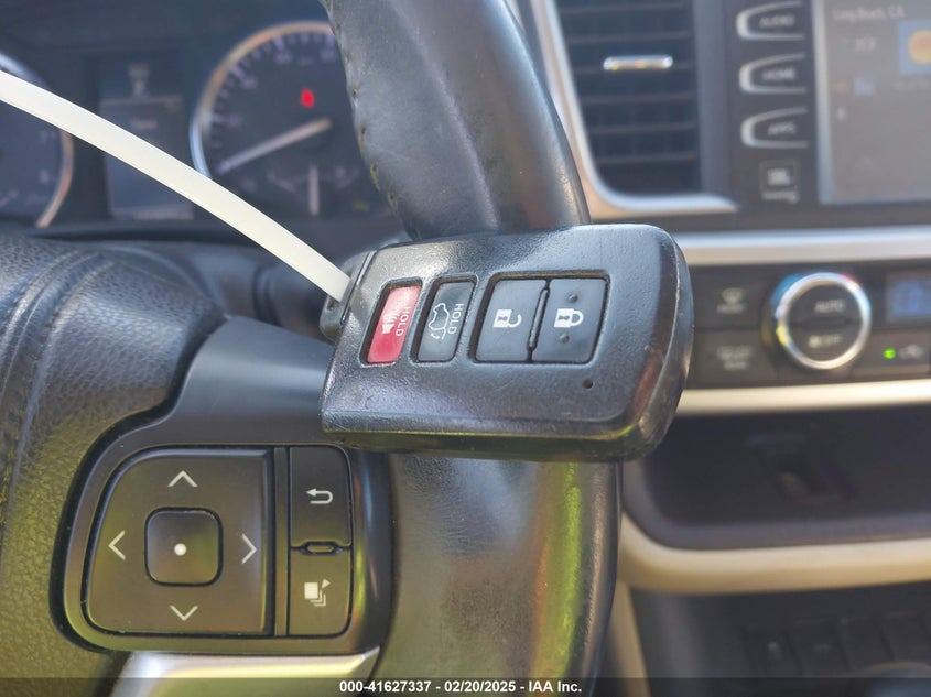 2014 TOYOTA HIGHLANDER LIMITED V6 - 5TDYKRFH6ES025844