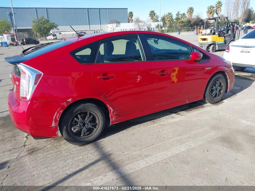 2014 TOYOTA PRIUS VIN: JTDKN3DU0E0369733
