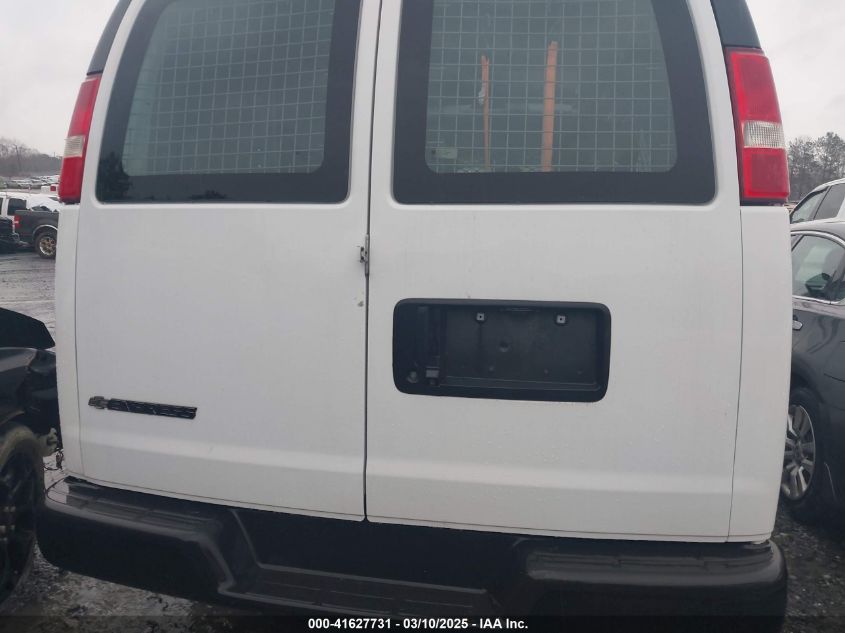 2019 Chevrolet Express 2500 Work Van VIN: 1GCWGAFP6K1279662 Lot: 41627731