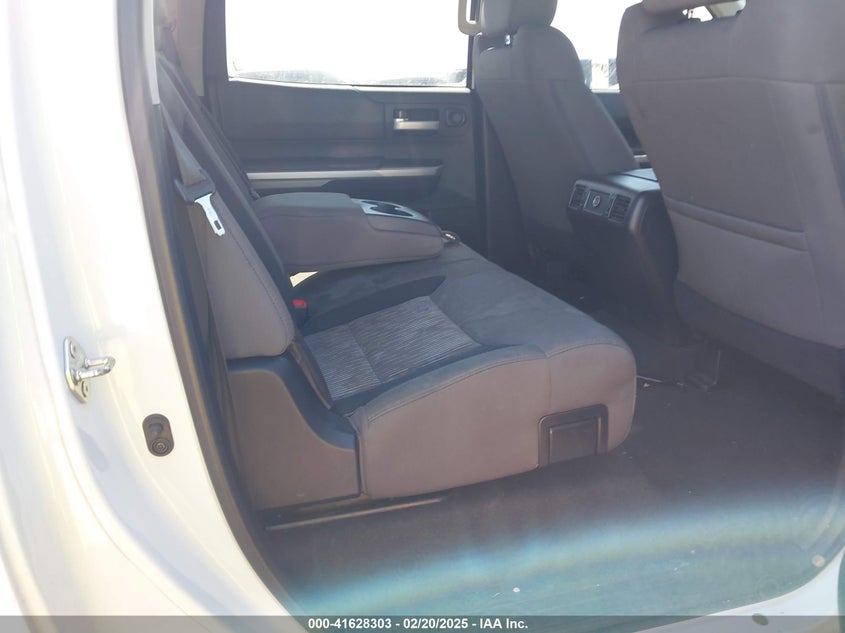 2014 TOYOTA TUNDRA SR5 5.7L V8 - 5TFDW5F12EX342397