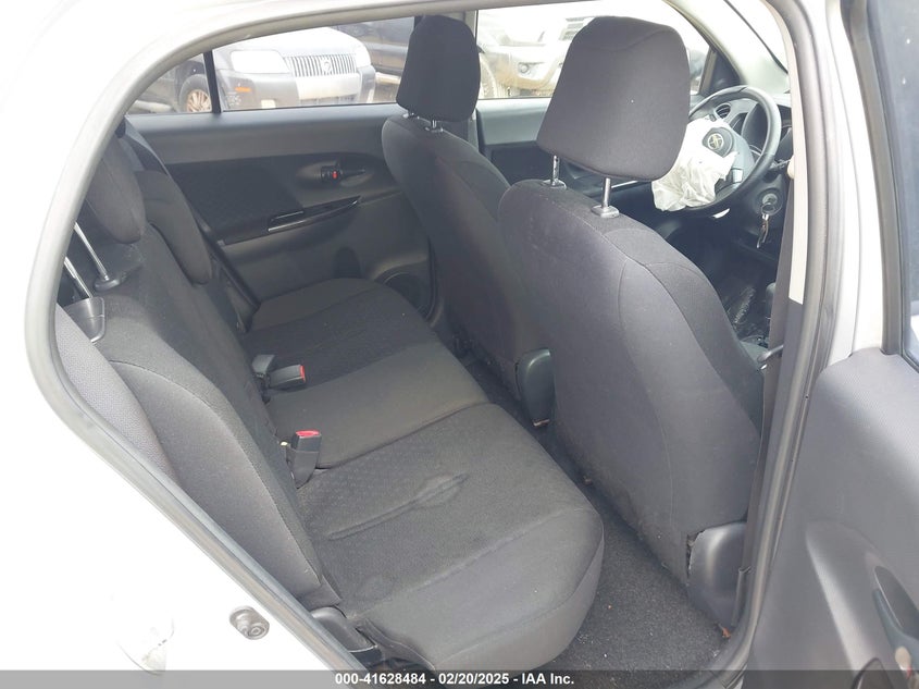 2008 TOYOTA SCION XD VIN: JTKKU104X8J027288