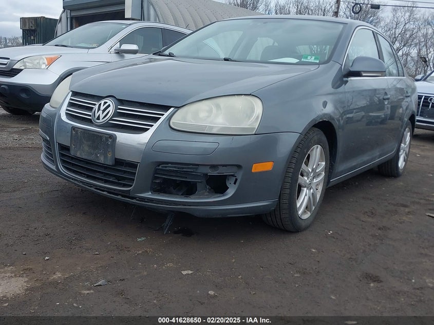 2007 VOLKSWAGEN JETTA VIN: 3VWEG71KX7M180389