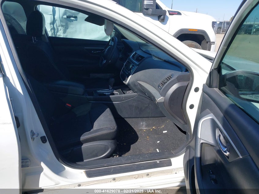 2016 NISSAN ALTIMA VIN: 1N4AL3AP3GN381743