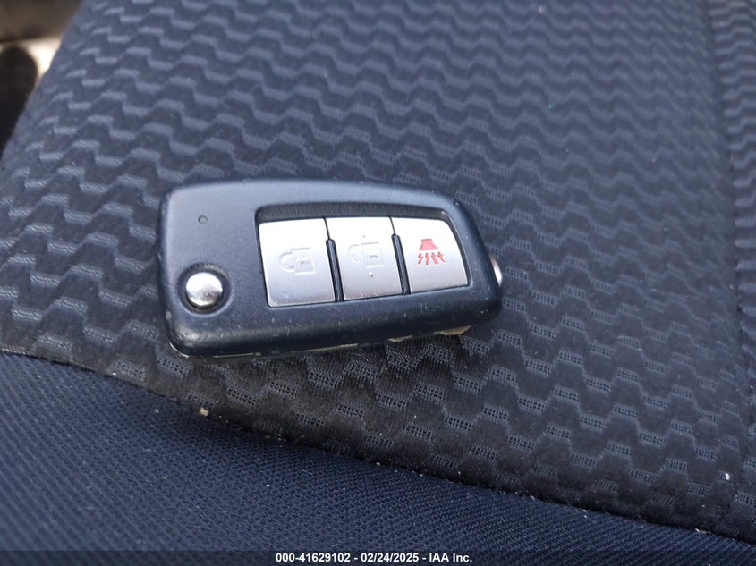 2019 NISSAN ROGUE SPORT S - JN1BJ1CRXKW327448