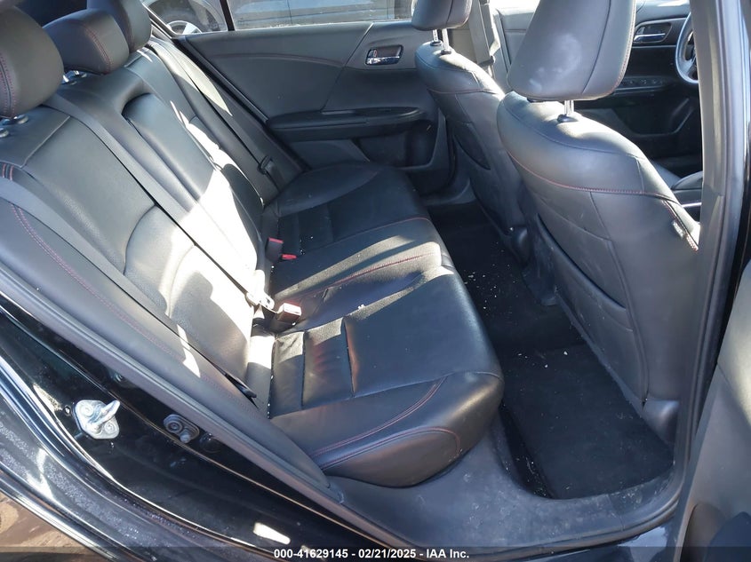 2017 HONDA ACCORD VIN: 1HGCR2F12HA171886