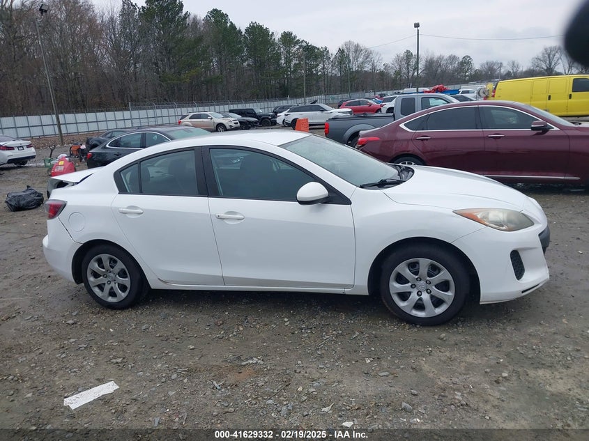 2013 MAZDA MAZDA3 I SV - JM1BL1TFXD1709766
