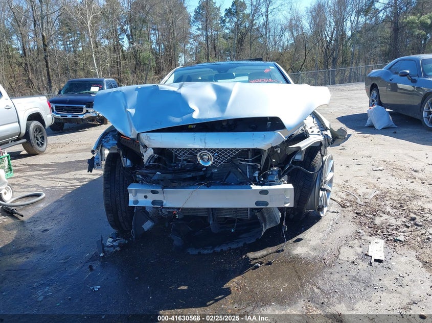 2013 JAGUAR XJ - SAJWA1C78D8V45104