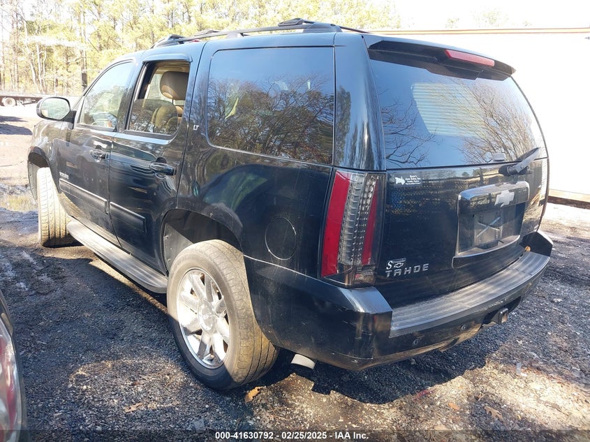 2010 CHEVROLET TAHOE VIN: 1GNUKBE04AR242259