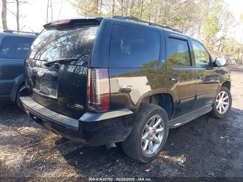 2010 CHEVROLET TAHOE VIN: 1GNUKBE04AR242259