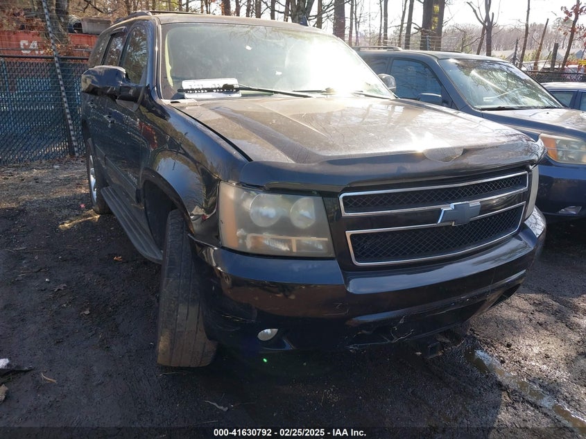 2010 CHEVROLET TAHOE VIN: 1GNUKBE04AR242259