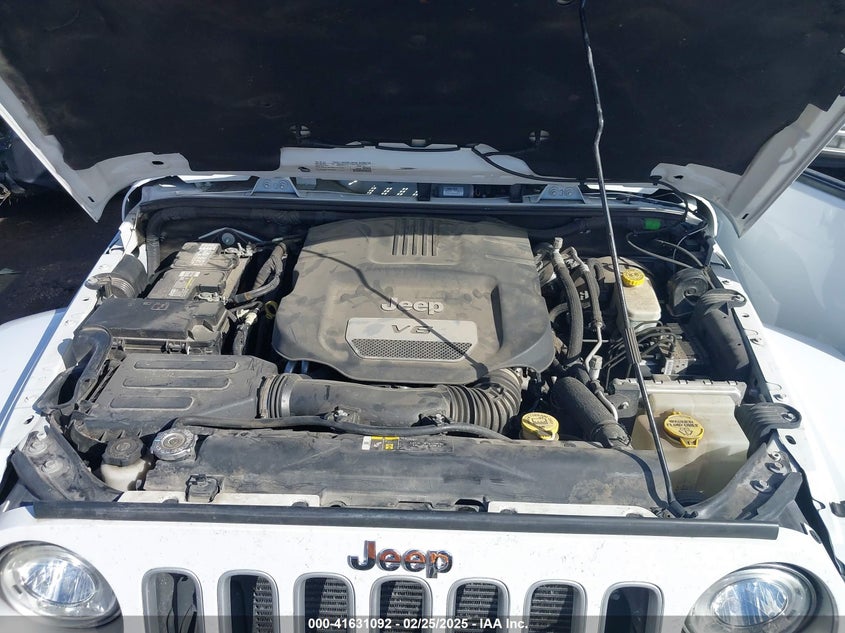 2017 JEEP WRANGLER UNLIMITED SAHARA 4X4 - 1C4BJWEG2HL552382