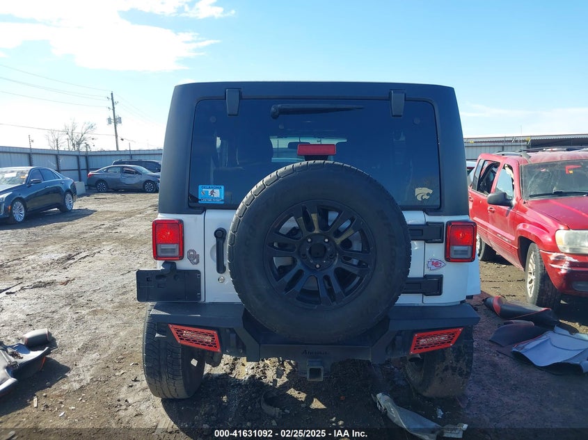 2017 JEEP WRANGLER UNLIMITED SAHARA 4X4 - 1C4BJWEG2HL552382