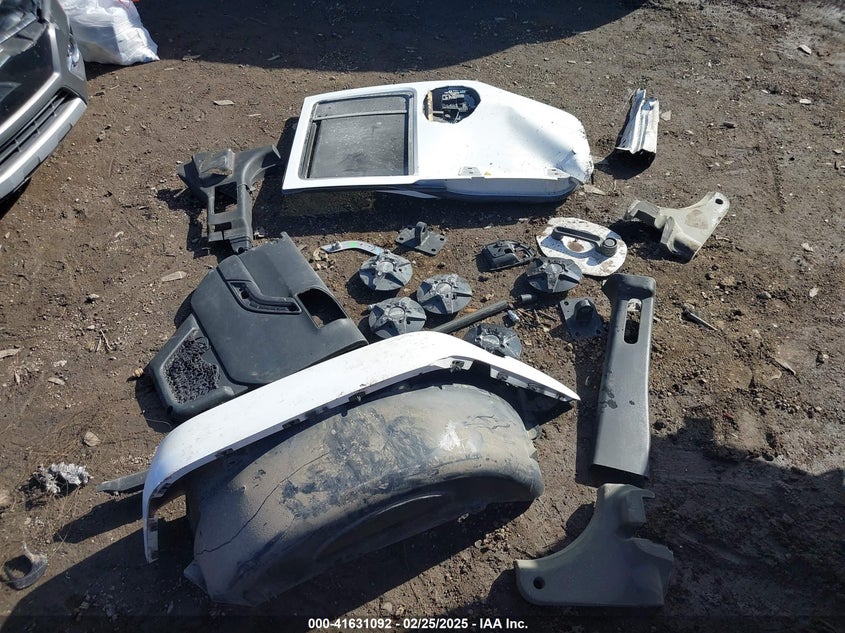 2017 JEEP WRANGLER UNLIMITED SAHARA 4X4 - 1C4BJWEG2HL552382