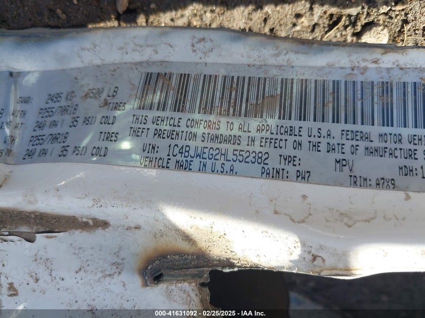 2017 JEEP WRANGLER UNLIMITED SAHARA 4X4 - 1C4BJWEG2HL552382