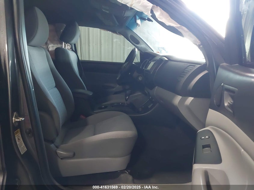2015 TOYOTA TACOMA VIN: 5TFJX4GN1FX041858