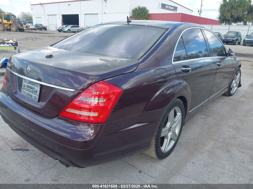 2007 MERCEDES-BENZ S 550 VIN: WDDNG71X17A079601