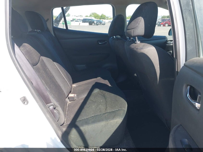 2015 NISSAN LEAF VIN: 1N4AZ0CP9FC323706