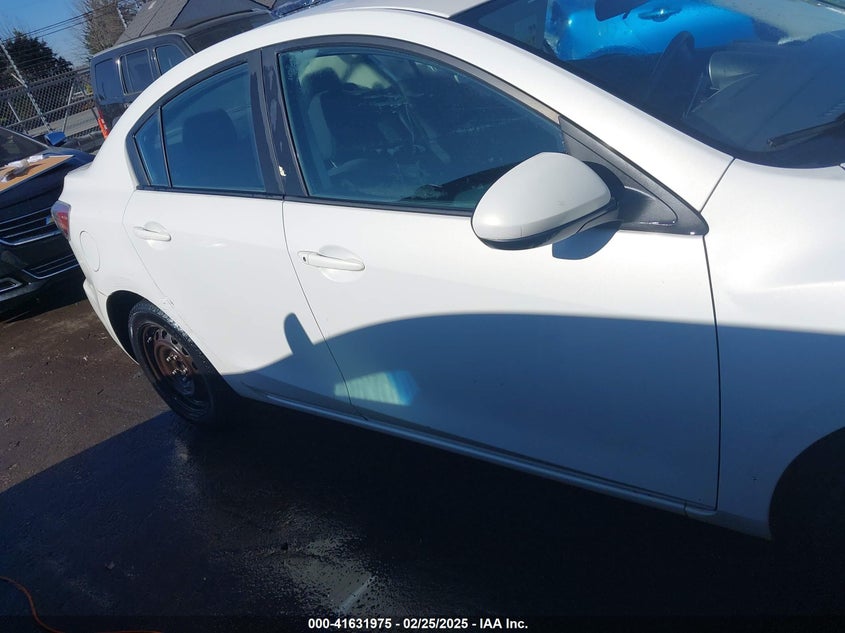 2013 MAZDA MAZDA3 I SV - JM1BL1TG4D1772872