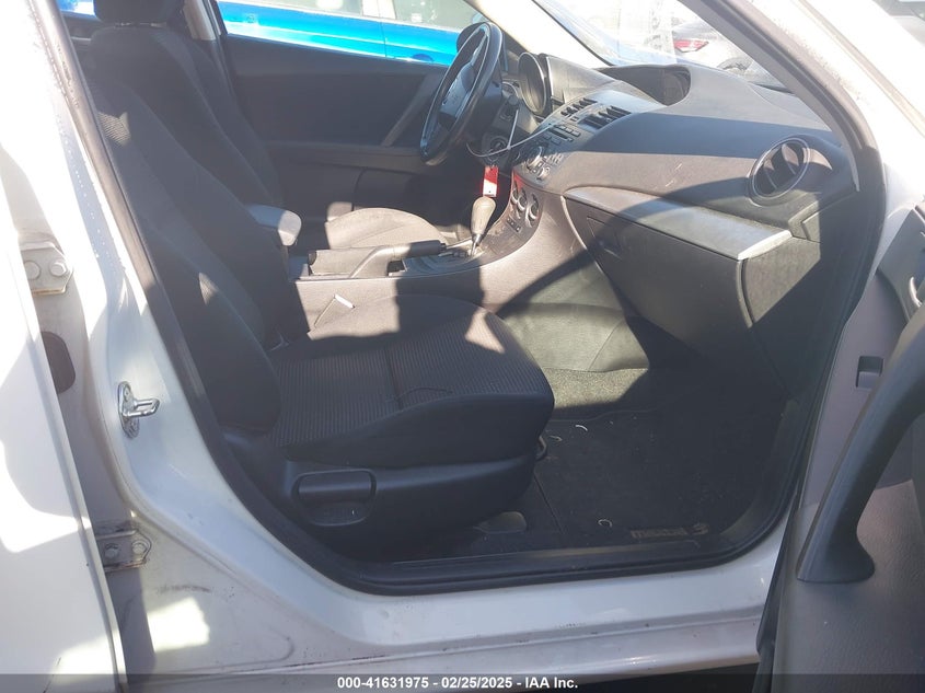 2013 MAZDA MAZDA3 I SV - JM1BL1TG4D1772872