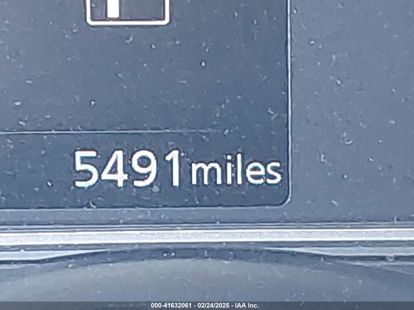 2025 Nissan Versa 1.6 Sv VIN: 3N1CN8EV5SL812047 Lot: 41632061