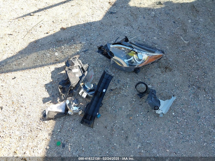 2013 TOYOTA RAV4 XLE - 2T3WFREV2DW045377