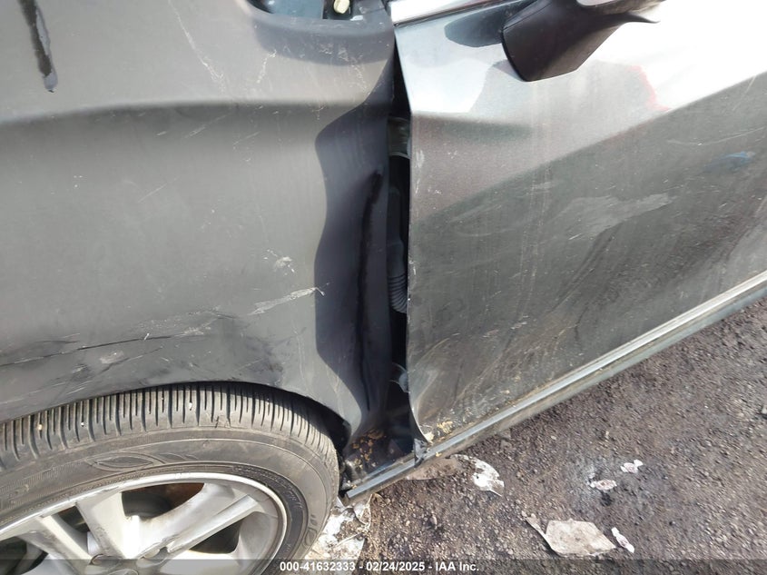 2017 Chevrolet Cruze Lt Auto VIN: 1G1BE5SM2H7206276 Lot: 41632333