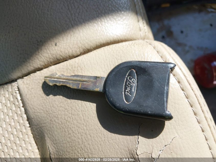 2007 Ford F-150 Stx/Xl/Xlt VIN: 1FTRF14W17KD11185 Lot: 41632928