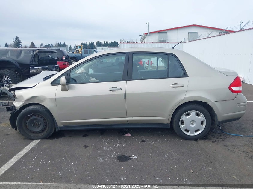 2009 NISSAN VERSA VIN: 3N1BC11E09L501389