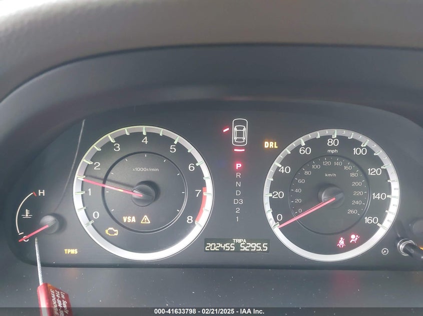 2010 HONDA ACCORD VIN: 1HGCP2F33AA082132