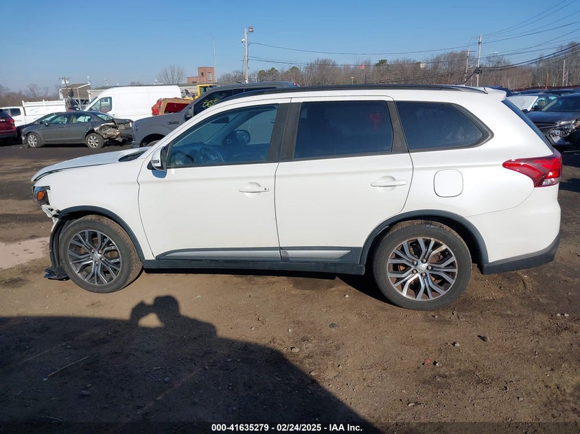 2016 MITSUBISHI OUTLANDER SEL - JA4AZ3A33GZ054526