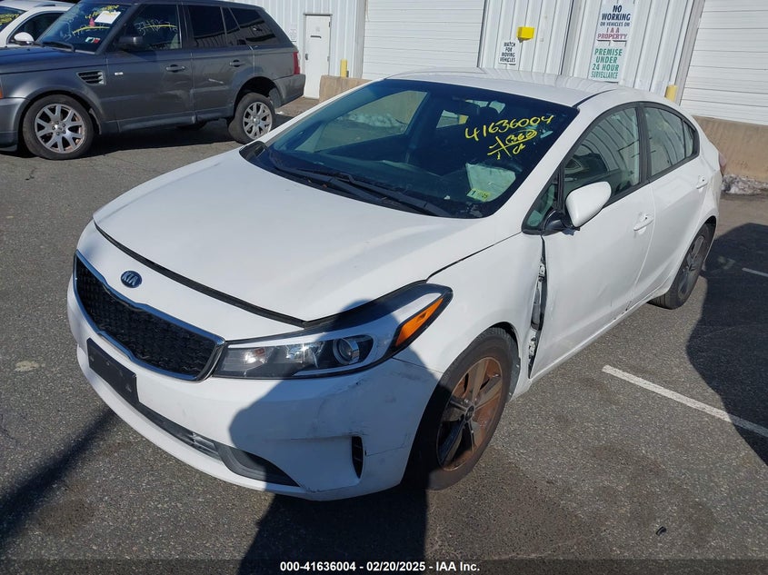 2018 KIA FORTE VIN: 3KPFL4A7XJE246034