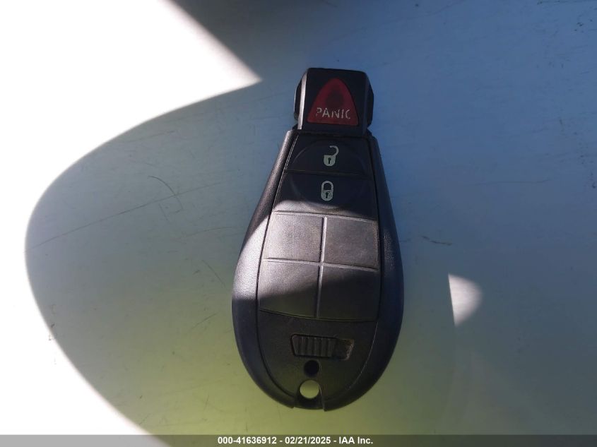 2016 Jeep Cherokee Latitude VIN: 1C4PJLCB6GW184748 Lot: 41636912