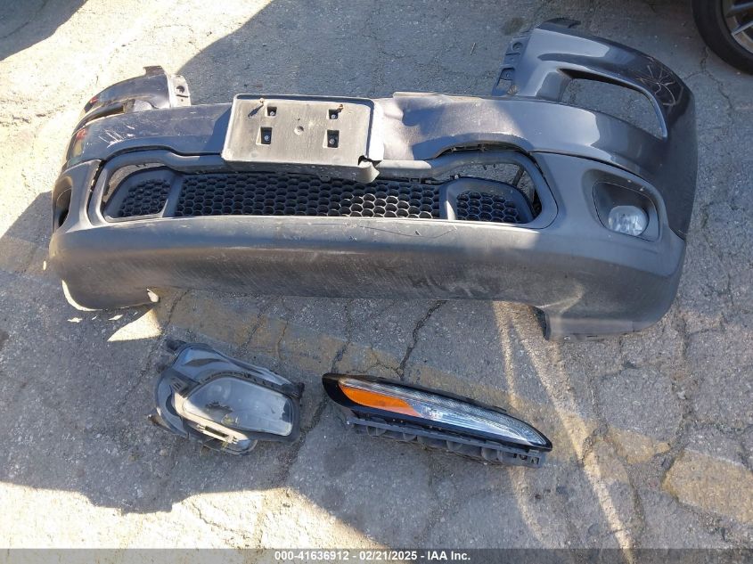 2016 Jeep Cherokee Latitude VIN: 1C4PJLCB6GW184748 Lot: 41636912