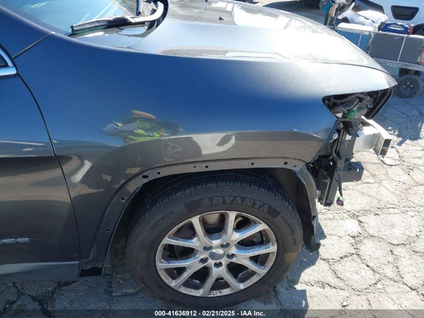 2016 Jeep Cherokee Latitude VIN: 1C4PJLCB6GW184748 Lot: 41636912