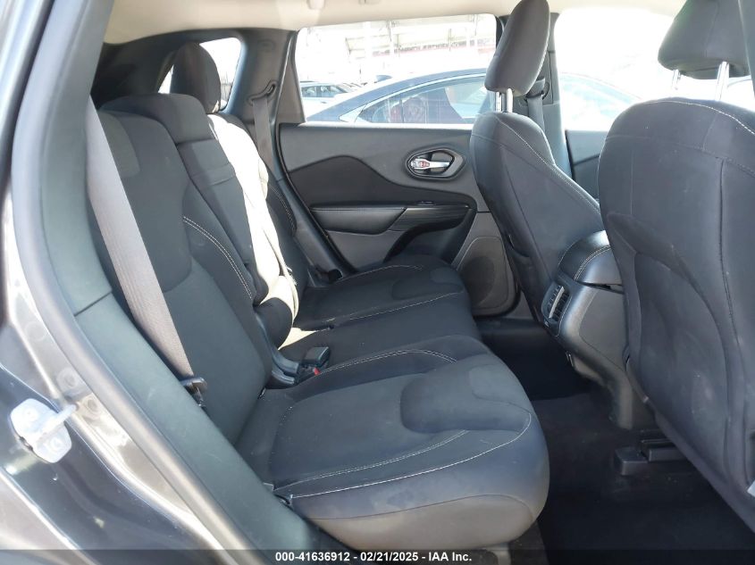 2016 Jeep Cherokee Latitude VIN: 1C4PJLCB6GW184748 Lot: 41636912