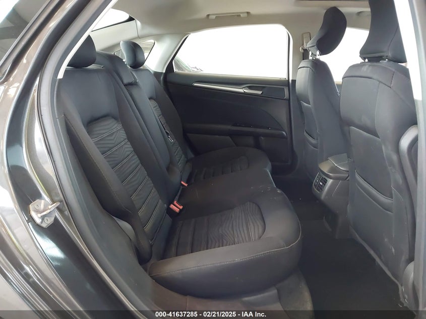 2016 FORD FUSION VIN: 3FA6P0H75GR358833