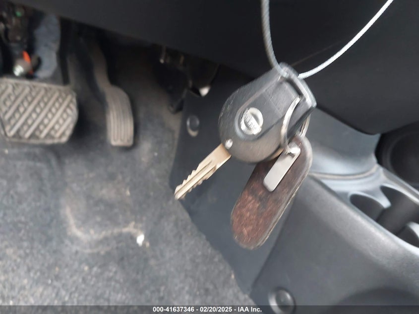 2016 NISSAN VERSA 1.6 SV - 3N1CN7AP8GL909784