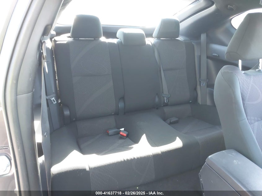 2011 TOYOTA SCION TC VIN: JTKJF5C76B3004704