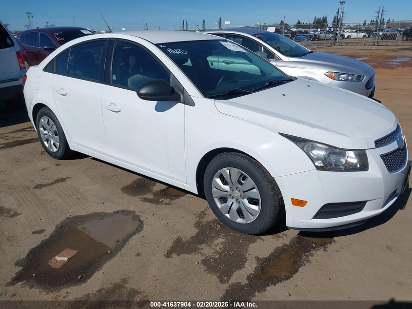 2014 CHEVROLET CRUZE VIN: 1G1PA5SG8E7436640