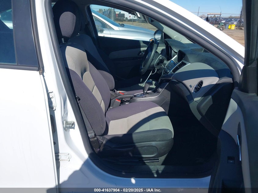 2014 CHEVROLET CRUZE VIN: 1G1PA5SG8E7436640