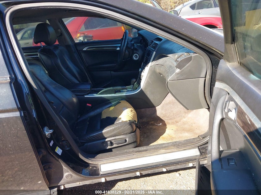 2008 ACURA TL VIN: 19UUA66208A025904