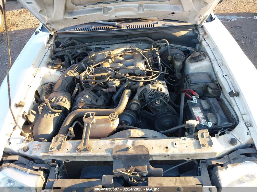 2000 Ford Mustang VIN: 1FAFP4443YF198923 Lot: 41638387