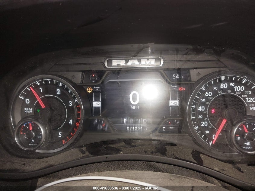 2022 Ram 3500 Tradesman 4X4 8' Box VIN: 3C63R3GL0NG268447 Lot: 41638536