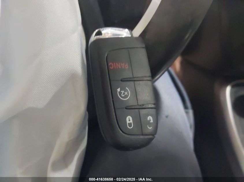 2018 Jeep Compass Sport 4X4 VIN: 3C4NJDAB8JT261763 Lot: 41638658