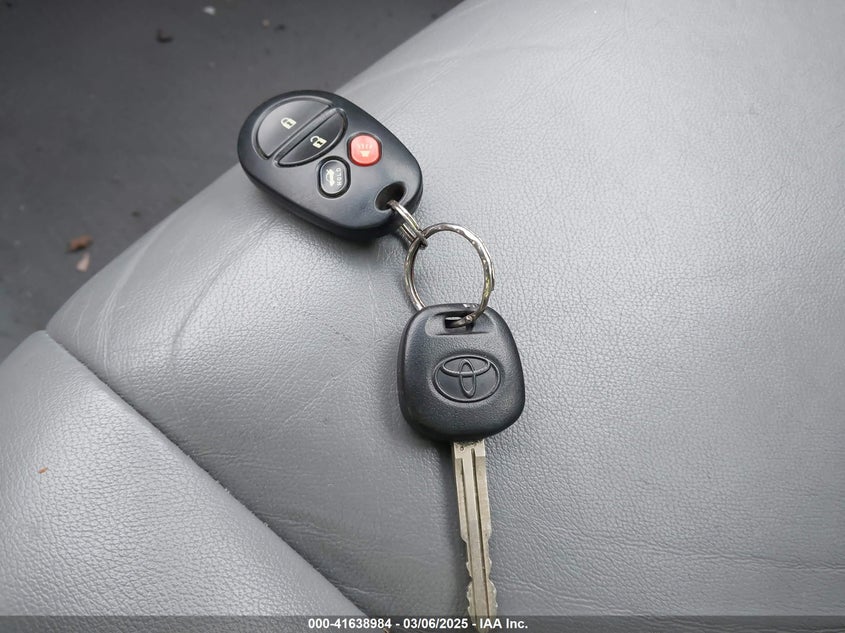 2006 TOYOTA AVALON VIN: 4T1BK36B86U095143