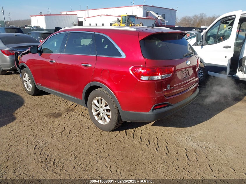 2018 KIA SORENTO VIN: 5XYPGDA53JG425123