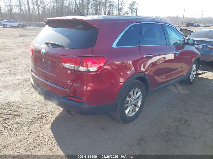 2018 KIA SORENTO VIN: 5XYPGDA53JG425123