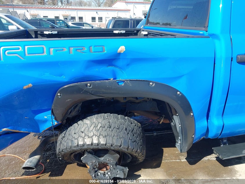 2019 TOYOTA TUNDRA TRD PRO 5.7L V8 - 5TFDY5F19KX793459