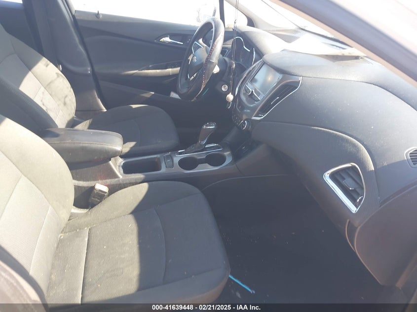 2018 CHEVROLET CRUZE VIN: 1G1BE5SM7J7167349