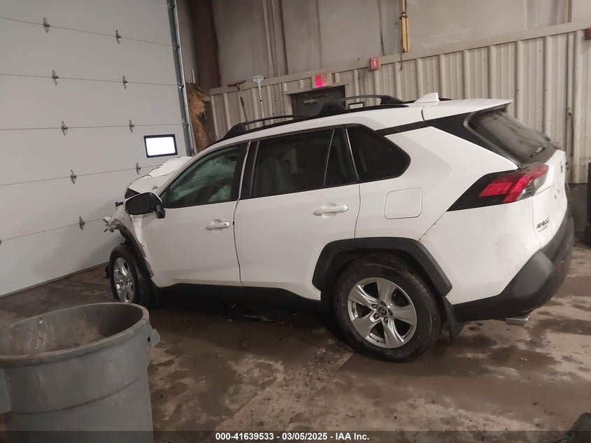 2019 TOYOTA RAV4 XLE - 2T3P1RFV4KW023217
